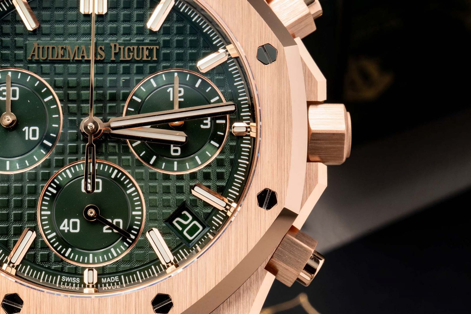 TẬP TRUNG VÀO SỰ CHỈN CHU VÀ UY TÍN